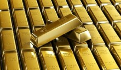 Світові ціни на золото оновили історичний рекорд після нападу Ірану на Ізраїль